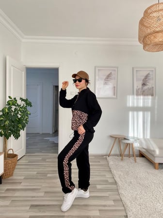MYTHRIVA  Kadın Uzun Kollu Leopar Detay Sweat Ve Yanı Leopar şerit Detay Pantolon Ikili Takım