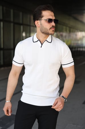MYTHRIVA  Erkek Dokulu Desen Yakalı Kısa Kollu Tişört