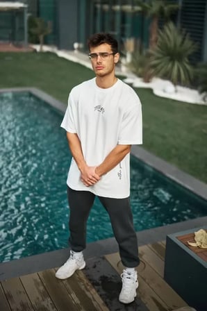 MYTHRIVA  Unisex Baskılı Oversize T-Shirt - Beyaz