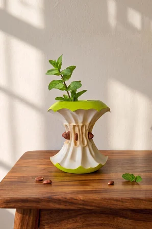 Dekoratif Elma Koçanı Tasarım Vazo - El Boyaması Kuru Çiçek Vazosu - Bioplastik