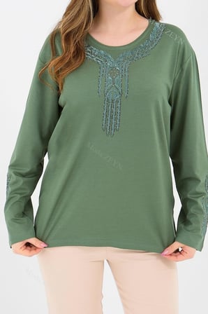 Kadın Yeşil Madalyon Desenli Taşlı Yırtmaçlı Likralı Viskon Anne Penye Bluz