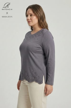 Kadın Gri Yıldız Desenli Taşlı Yırtmaçlı Likralı Anne Penye Bluz