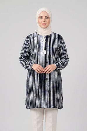 Kadın Çizgi Desenli Bisiklet Yaka Bağcıklı Dokuma Viskon Tunik