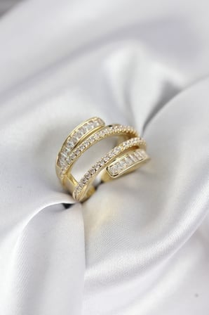 Sarmal Zirkon Baget Taşlı Gold Renk Kadın Yüzük 5886