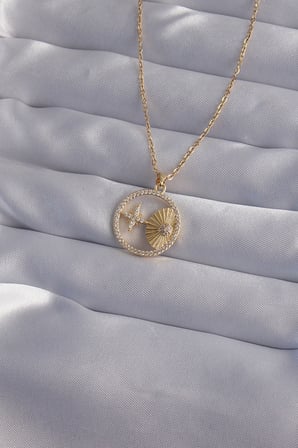 316L Çelik Zincir Gold Renk Zirkon Taşlı Yıldız Figürlü Oval Kolye 5886