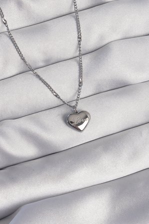 316L Çelik Gümüş Renk Kalp Model Love Kolye 5886