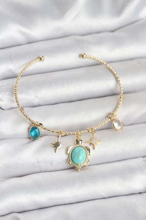 Caretta Caretta Charmlı Gold Renk Kadın Bileklik 5886