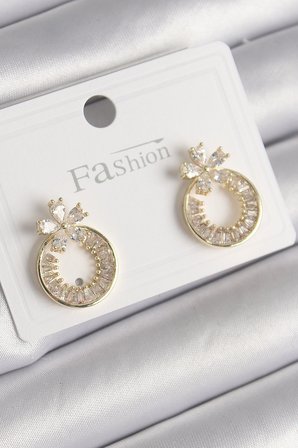Pirinç Gold Renk Zirkon Taşlı Halka Model Çiçek Figür Kadın Küpe 5886