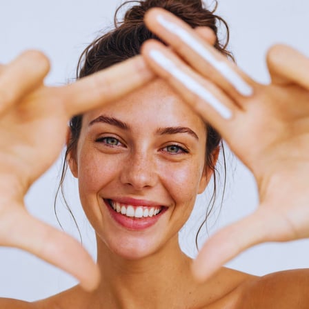 Yüksek Koruma ve Nemlendirici Güneş Kremi SPF 50+, 50 Ml.