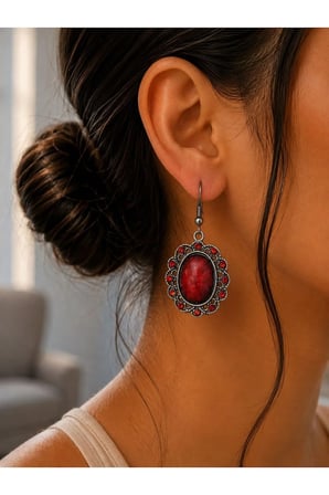 Kırmızı Taşlı Vintage Oval Sallantılı Küpe