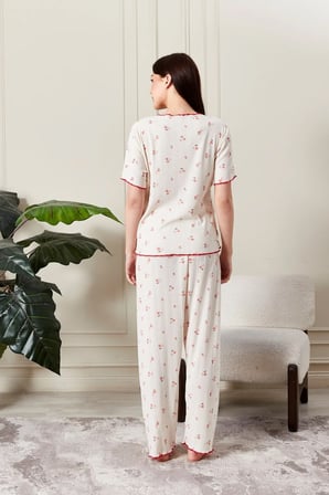 kadın çiçek desenli kısa kollu pijama takımı rahat kesim yumuşak dokulu ev giyim takımı
