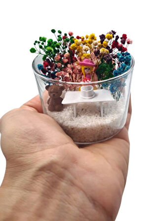 Minyatür Lüx Hediyelik Doğum Günü Hediyelik İyi Ki Doğdun Sarışın Kız Anahtarlık Hediyeli Teraryum