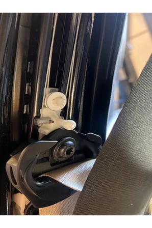 Mercedes W221 Emniyet kemeri ayarı Rulosu