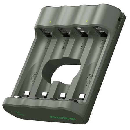 GP Recyko B441 Usb 4’lü AA - AAA Pil Şarj Cihazı (GPACSB44103 GPB441R21-2GTLB1)