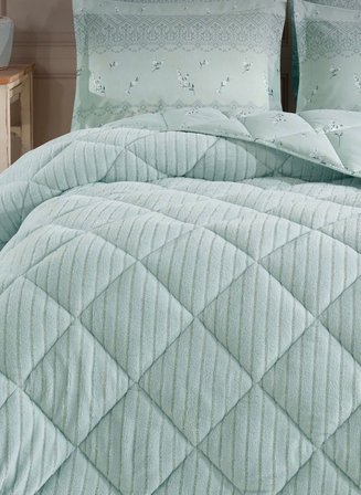 Bella Home Çift Kişilik Jakarlı Uyku Seti - Wellsoft Yorgan - 4 Parça - Pvc Orijinal Çantalı