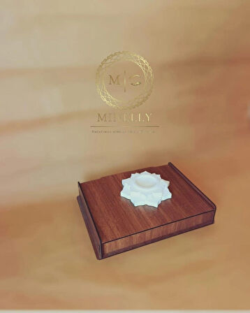 Minelly Flora Mumlu
