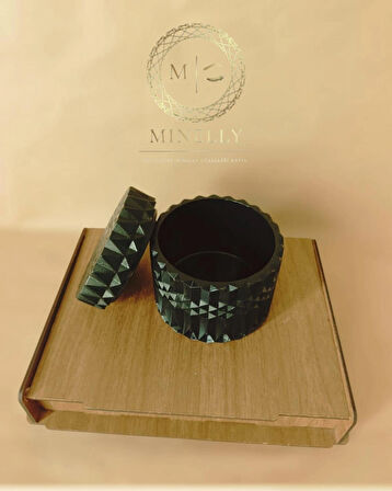 Minelly Prizma Box Siyah