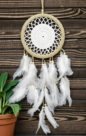21 cm El Yapımı Rüya Kapanı (Dream Catcher) – Makrome Örgü ve Beyaz Tüy Detaylı – Bohem Duvar Süsü ve Dekor