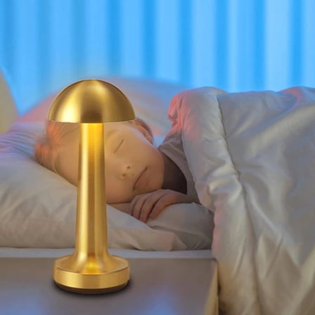 Özel Üretim Gold USB Şarjlı Dokunmatik 3 Renkli Şık Estetik Modern Dekoratif Led Masa Lambası MZ327