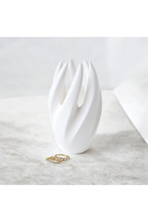 Modern Minimalist Yüzük Tutucu