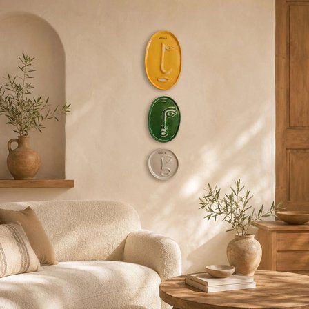 Soyut Renkli Minimal Yüzler Serisi – 3’lü El Yapımı Beton Duvar Dekoru