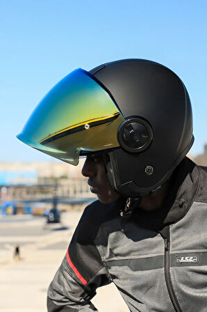 CLASSY MAT SİYAH KASK