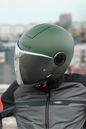 CLASSY MAT YEŞİL KASK