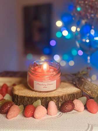 Mutenaura Çilek Rüyası Kokulu Mum