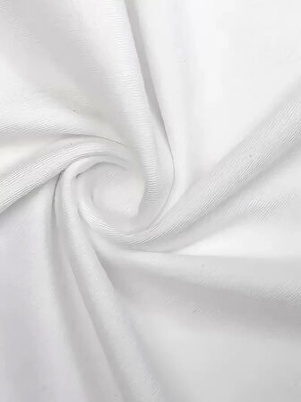 Kadınlar için Şık Siyah Kedi Grafik Tişört - Oversize Kısa Kollu Üst, Nefes Alabilir Polyester Karışımı, Makinede Yıkanabilir - Mükemmel Yaz Modası - Beyaz