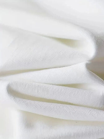 Geniş Kesim Pamuklu Tişört - "GANDHI The Project" Baskılı, Beyaz, Rahat Kesim, Kısa Kollu, Günlük Kıyafet, Her Gün Giyilebilecek Tişört- Beyaz