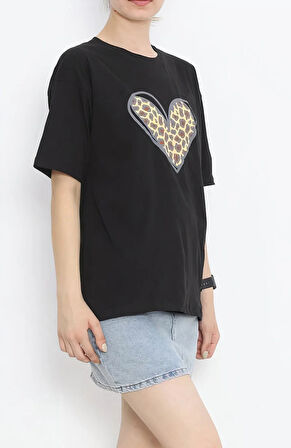 Sevgililer Günü İçin Özel Tasarım Leopar Kalp Baskılı T-shirt - Siyah