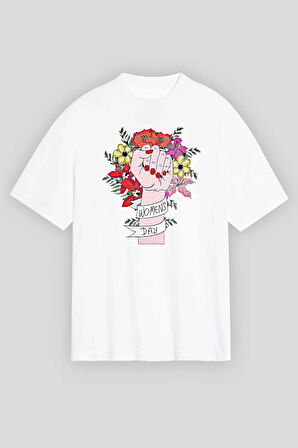 8 Mart Dünya Kadınlar Günü İçin Özel Baskılı T-shirt - Beyaz