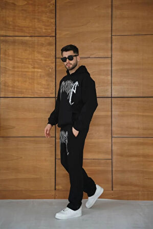 Erkek Premium Taş Baskılı Eşofman Takım Revenge Model (Siyah) Kapüşonlu Üst + Taşlı Baskılı Alt Modern Streetwear Tarzı Oversize Rahat Kalıp 3 iplik Pamuklu - Siyah