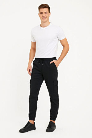 Erkek Siyah Jogger Eşofman Altı Rahat Kalıp, Kargo Cepli, Lastikli Paça, Günlük Spor Pantolon - Siyah