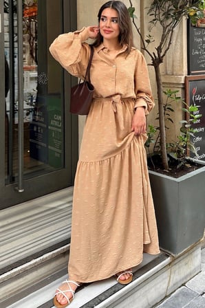 Kadın Camel Dokulu Kumaş, Beli Kuşaklı, Balon Kol, A Kesim, Vintage Maksi Elbise - Tesettüre Uygun