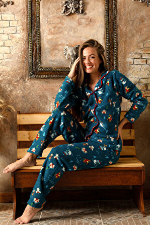 Kışlık Yılbaşı Desenli Kadın Gömlek Polar Pijama Takımı- Geyikli Yılbaşı Pijaması 