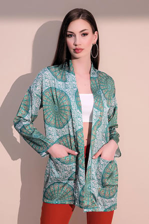 Kadın Yeşil Etnik Desen Yeni Moda Saten Çift Cepli Salaş Kimono Ceket - Tesettüre Uygun