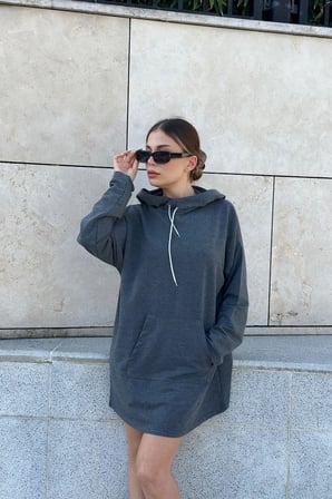 Kadın Antrasit Uzun Kol, Yakası Bağcıklı, Kapüşonlu, Kanguru Cep, Salaş, Uzun Tunik Sweatshirt