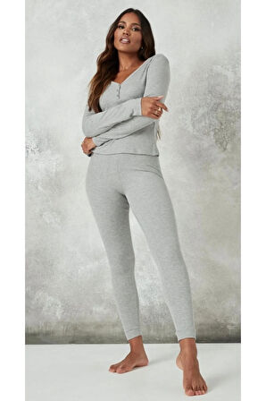 Düğme Detaylı V Yaka Fitilli Takım