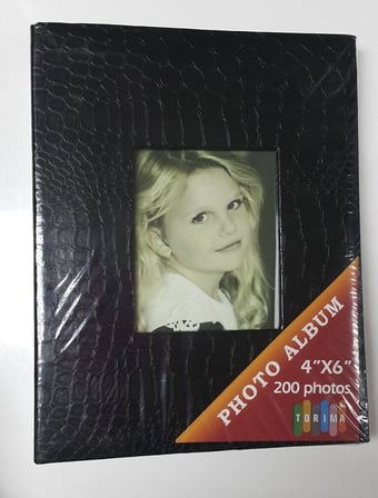 Özel Üretim Anı Hatıralar Kare Desenli Fotoğraf Albümü 200'lük 4X6 (10X15) Albüm Siyah