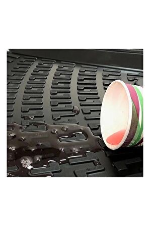 Skoda Octavia 2004-2013 3D Siyah Kokusuz Havuzulu Paspas Takımı