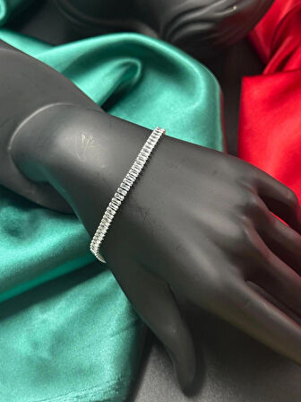 Kadın taşlı su yolu tasarım kuyumcu işçiliği silver gümüş renk bileklik bilezik