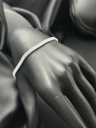 Kadın taşlı su yolu tasarım kuyumcu işçiliği silver gümüş renk bileklik bilezik