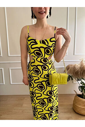 Lime Kahverengi Geometrik Desenli Sırtı Açık Arkadan Yırtmaçlı Askılı Elbise