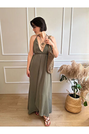 Çok Derin Dekolteli Deri Kordonlu Asimetrik Boy Elbise