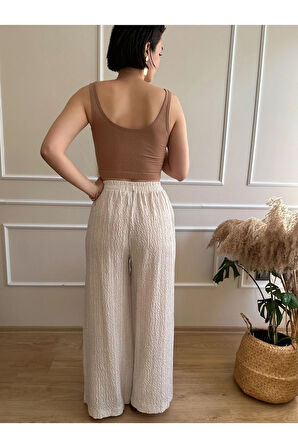 Bej Beli Lastikli İç Gösteren Çok Geniş Paça Gofre Pantolon