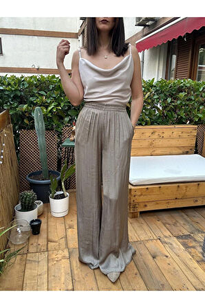 Haki Rengi Beli Lastikli Bol Paça Saten Pantolon