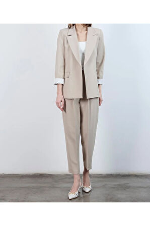 Taş Rengi Kemerli Pileli Havuç Pantolon