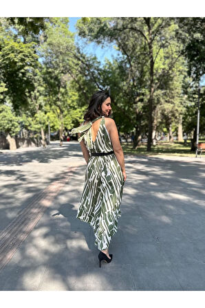 Kadın Yeşil Ekru Egzotik Desenli Gold Yaldızlı Askıları Bağcıklı Asimetrik Kesim Geniş Paşa Tulum