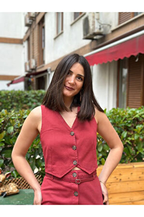 Kot Kumaş Arkası Lastikli ve İp Detaylı 3 Düğmeli Kısa Yelek